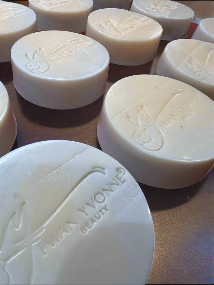Moisturizing Triple Butter Bar Soap- Saffron & Oud