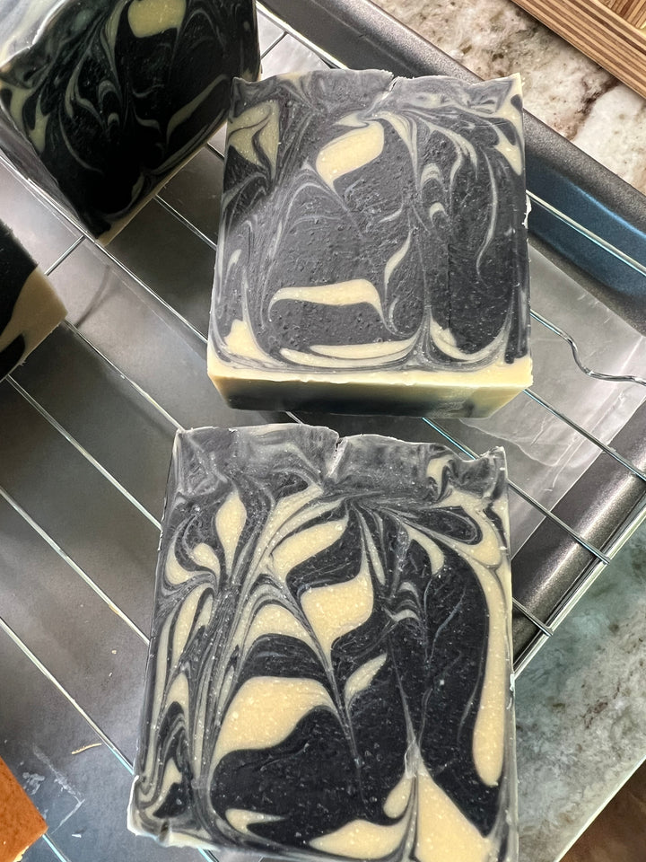 Activated Charcoal + Bentonite Cleansing Bar